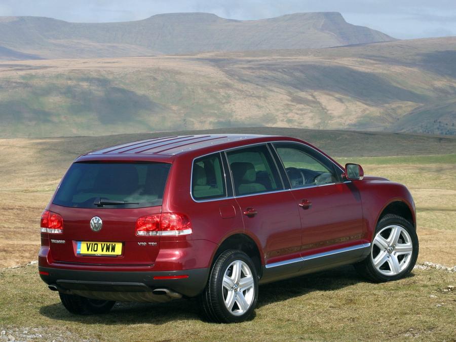  Volkswagen Touareg V10 TDi 2002 года  (UK) (фото 5 из 8)